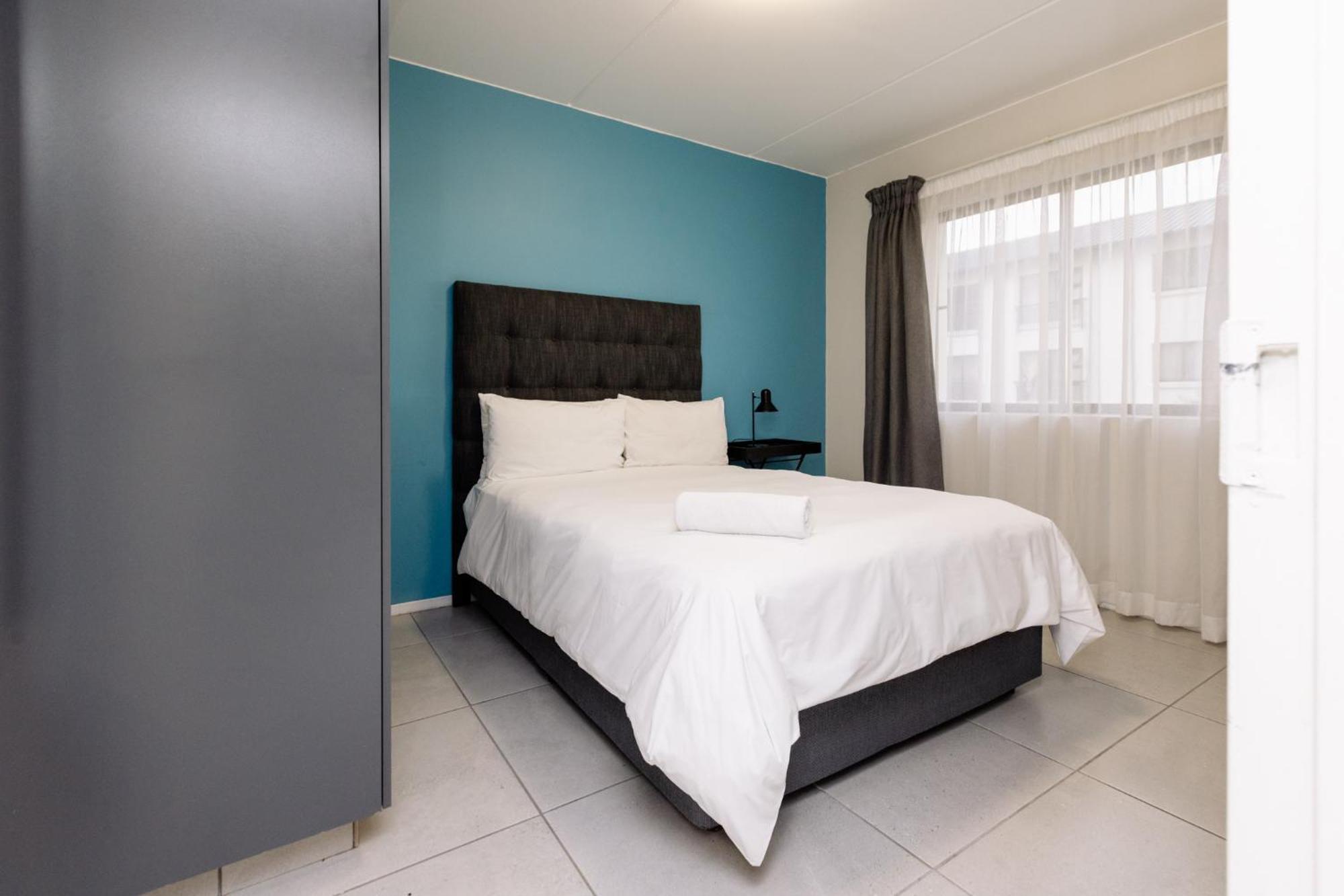 MINT Express Sandton View Johannesburg Exterior foto