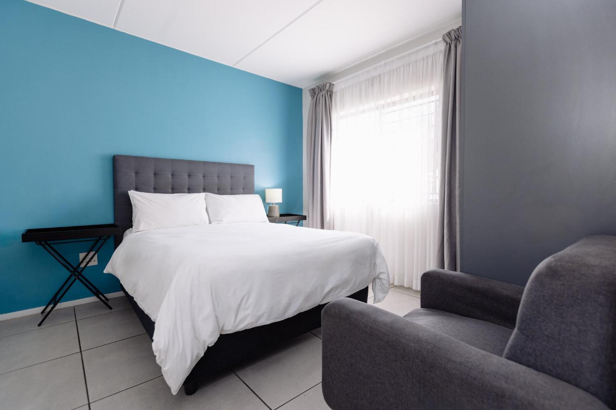 MINT Express Sandton View Johannesburg Exterior foto